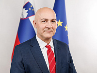 Ljubljana, DZ.Portret kandidata za ministra za izobraževanje, znanost in mladino Boruta Rončevića.Foto: Nebojša Tejić/STA