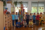 Pozvačin je_obiskal_učence